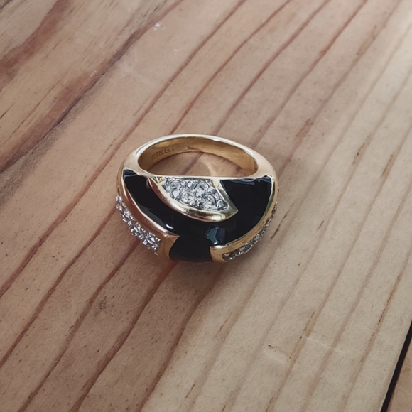 Vintage 18K Gold Electroplated Ring - Picture 5 of 12